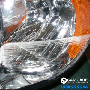 Đèn xe bị trầy có thể xử lý bằng những cách nào?